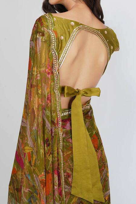 Devyani Mehrotra_Green Chanderi, Viscose Chiffon V Neck Printed Saree With Blouse_at_Aza_Fashions
