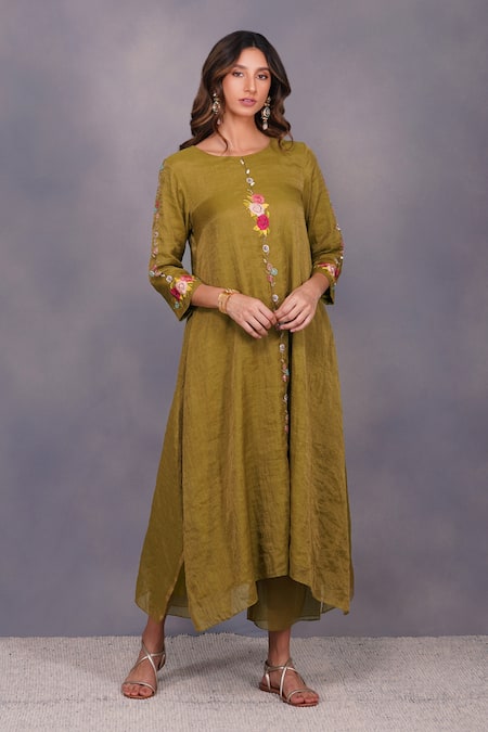 Devyani Mehrotra Embroidered Asymmetrical Tunic Set 