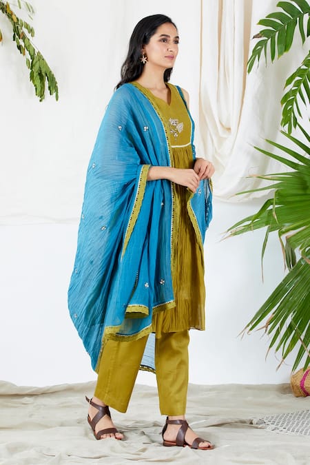 Devyani Mehrotra_Blue Kurta And Dupatta Chanderi Lining Viscose Crepe Pant Glazed & Set_Online_at_Aza_Fashions
