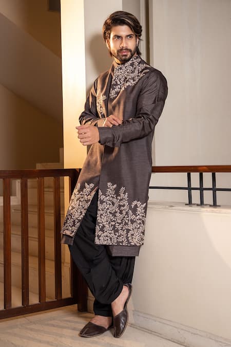 Darshika Menswear Grey Silk Blend Embroidered Leaf Motifs Sherwani