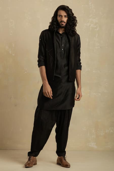 Charkhee Chanderi Pathani Set 