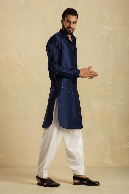 Charkhee Blue Chanderi Pathani Set Online at Aza Fashions Charkhee_Blue Chanderi Pathani Set _Online_at_Aza_Fashions