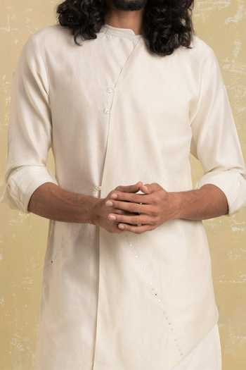 Shop_Charkhee_White Chanderi Kurta Set _Online_at_Aza_Fashions