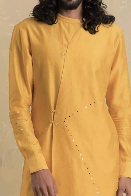 Charkhee White Chanderi Kurta Set Online at Aza Fashions Charkhee_White Chanderi Kurta Set _Online_at_Aza_Fashions