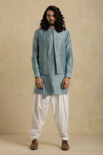 Charkhee Chanderi Kurta Set 
