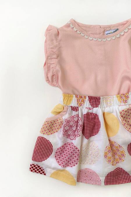 Shop_Taramira_Pink Cotton Blend Printed Geometric Skirt Set_Online_at_Aza_Fashions