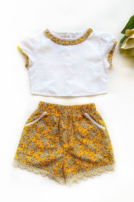Taramira_Yellow Cotton Puffed Sleeve Top And Shorts Set_Online_at_Aza_Fashions