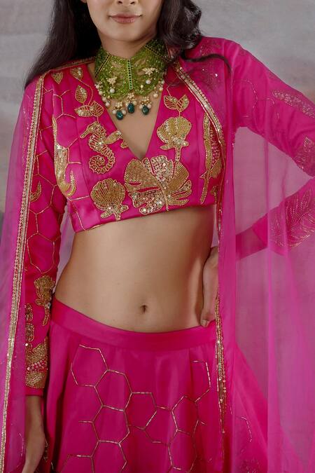 Buy_Payal & Zinal_Pink Organza, Gajji Silk Abstract, Hexagon V Neck Embroidered Lehenga Set _Online_at_Aza_Fashions