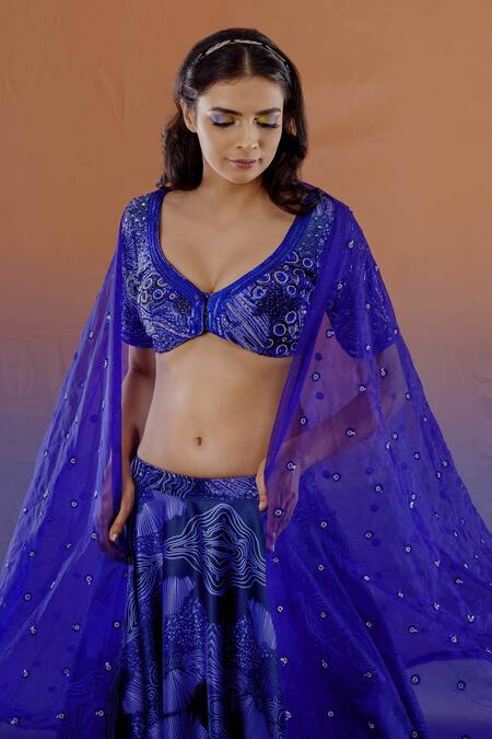 Payal & Zinal_Blue Thick Satin Cloud V Neck Print Lehenga Set _Online_at_Aza_Fashions