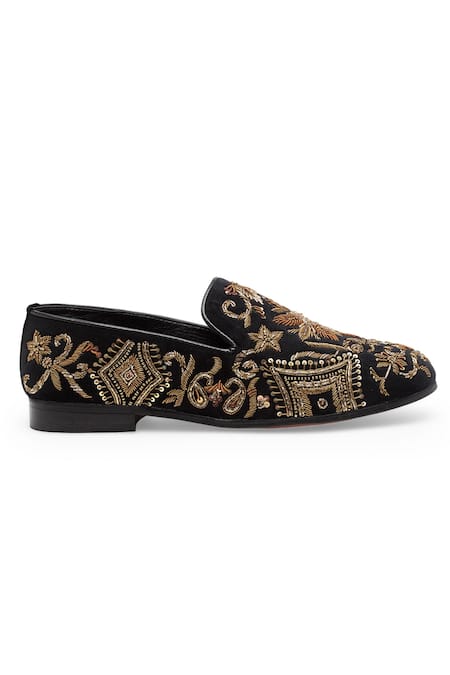 Buy_Domani_Black Embroidered Zardozi Loafers _Online_at_Aza_Fashions