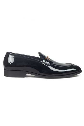 Buy_Domani_Black Plain Vegan Leather Loafers_Online_at_Aza_Fashions