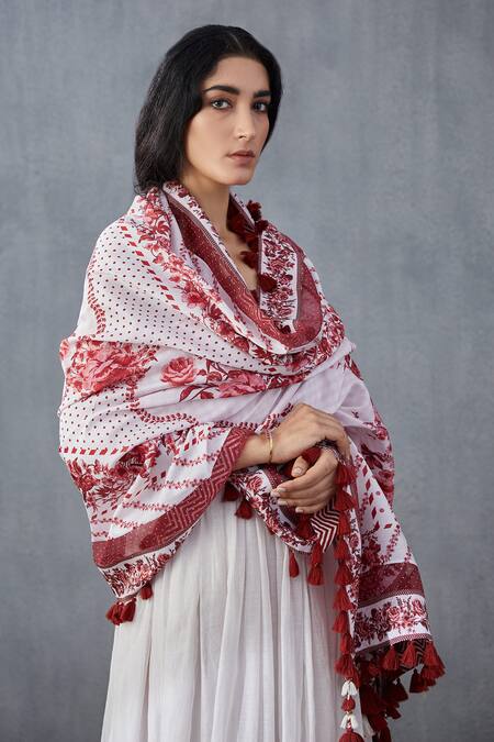 Torani_White Handwoven Chanderi Dupatta_Online_at_Aza_Fashions