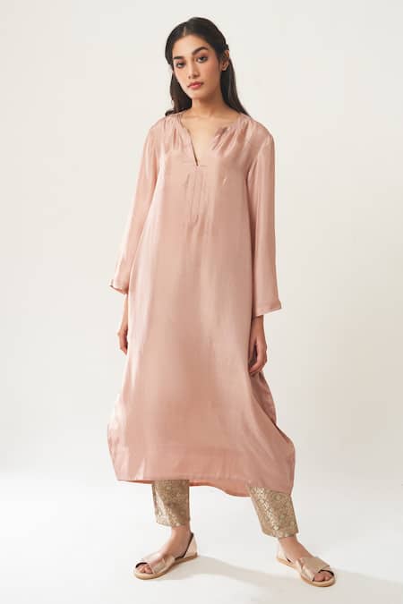 Dot_Pink Habutai Silk Kurta Set _Online_at_Aza_Fashions