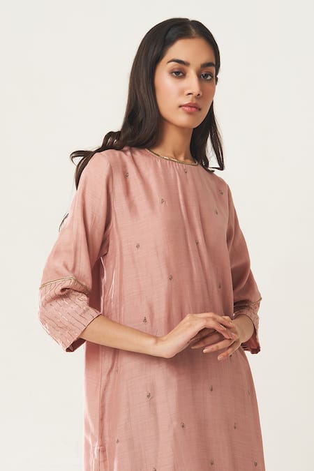 Dot_Pink Cotton Silk Round Embroidered Kurta And Pant Set _Online_at_Aza_Fashions