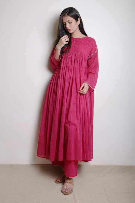 Dot_Pink Cotton Round Anti-fit Kurta With Pant _Online_at_Aza_Fashions