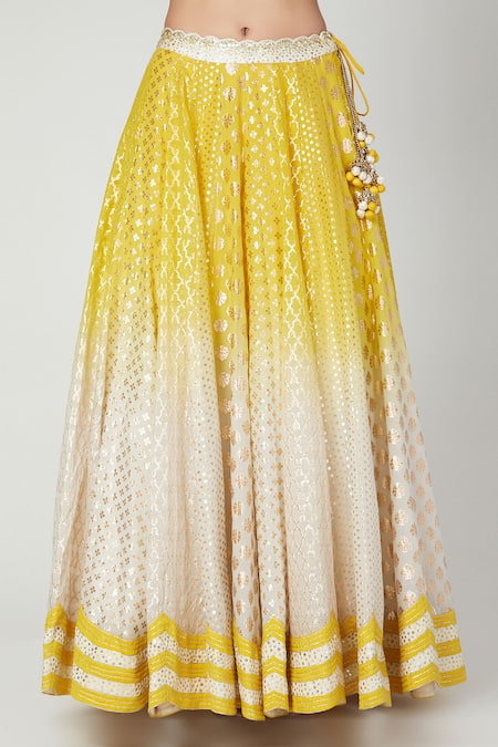 Priyanka Jain_White Blouse Dupion, Dupatta Net, Lehenga Chanderi Set _Online_at_Aza_Fashions