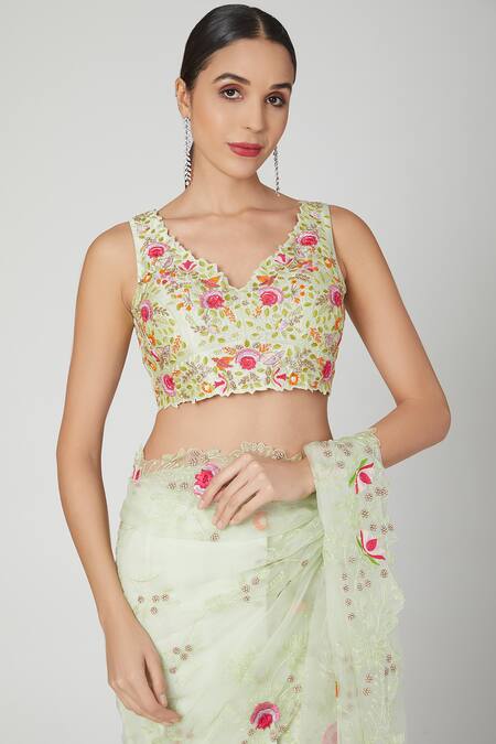 Priyanka Jain_Green Georgette Embroidered Pre-draped Saree _Online_at_Aza_Fashions