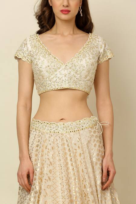 Priyanka Jain_White Chanderi, Dupion And Net Lining Shantoon Mirror & Sequin, Lehenga Set _at_Aza_Fashions