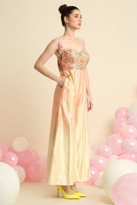 Priyanka Jain_Peach Chanderi, Dupion Floral Sweetheart Neck Sleeveless Jumpsuit _Online_at_Aza_Fashions