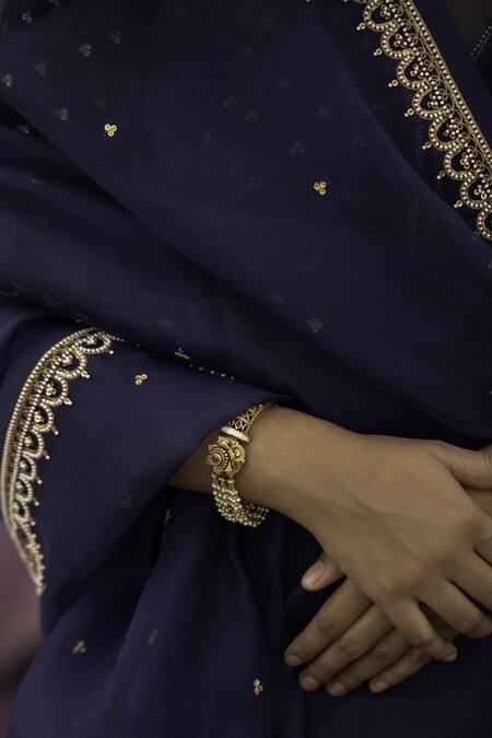 Deep Thee Blue Organza, Velvet Bead , Thread Floral Embroidered Saree With Blouse at Aza Fashions Deep Thee_Blue Organza, Velvet Bead , Thread Floral Embroidered Saree With Blouse _at_Aza_Fashions