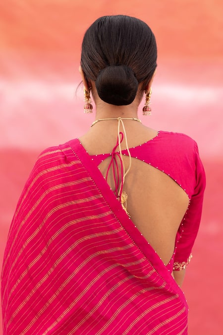 Shop_Deep Thee_Pink Silk Bead , Thread V Neck Floral Embroidered Saree With Blouse _Online_at_Aza_Fashions