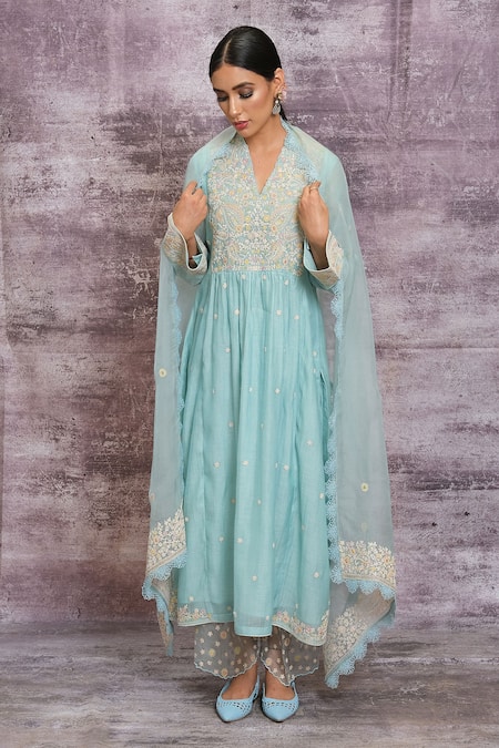 Label Niti Bothra_Blue Chanderi Dori , Resham V Neck Kurta And Palazzo Set _Online_at_Aza_Fashions