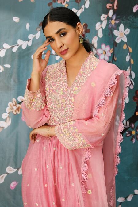 Label Niti Bothra_Pink Chanderi Dori , Resham V Neck Kurta And Palazzo Set _Online_at_Aza_Fashions