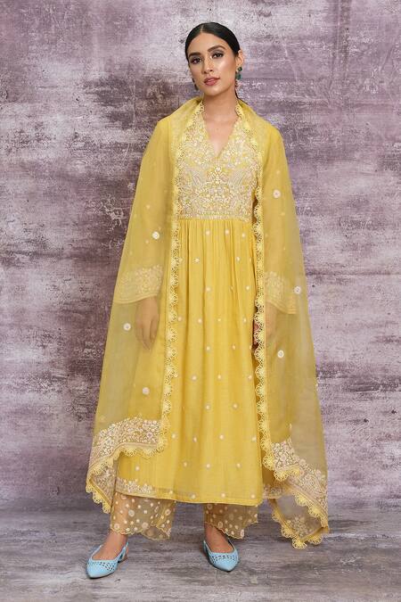 Buy_Label Niti Bothra_Yellow Chanderi Dori , Resham V Neck Kurta And Palazzo Set _Online_at_Aza_Fashions