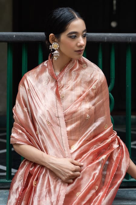 Deep Thee_Pink Tissue Silk Zardozi And Sequins Round Floral Embroidered Saree With Blouse _Online_at_Aza_Fashions