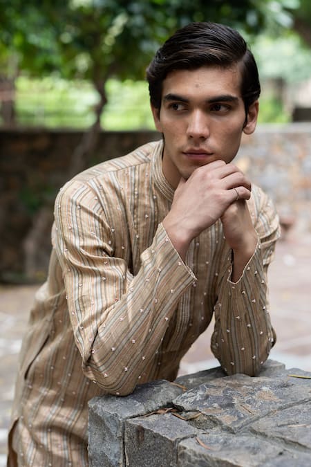 Deep Thee Embroidered Kurta & Churidar Set 