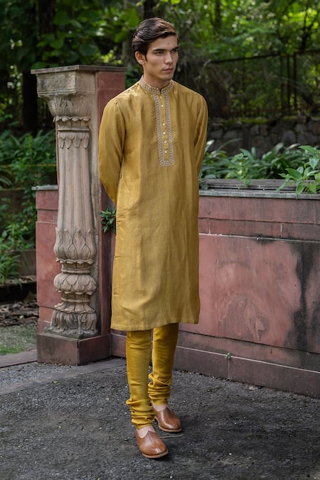 Deep Thee Yellow Chanderi, Handwoven Floral Hand Kurta And Churidar Set Online at Aza Fashions Deep Thee_Yellow Chanderi, Handwoven Floral Hand Kurta And Churidar Set _Online_at_Aza_Fashions