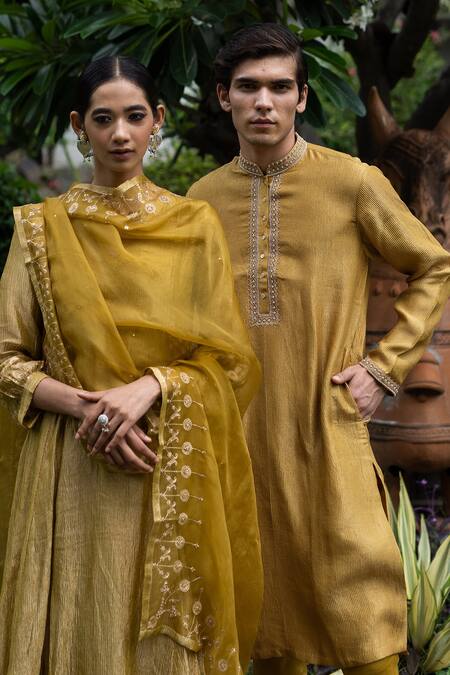 Deep Thee Yellow Chanderi, Handwoven Floral Hand Kurta And Churidar Set at Aza Fashions Deep Thee_Yellow Chanderi, Handwoven Floral Hand Kurta And Churidar Set _at_Aza_Fashions