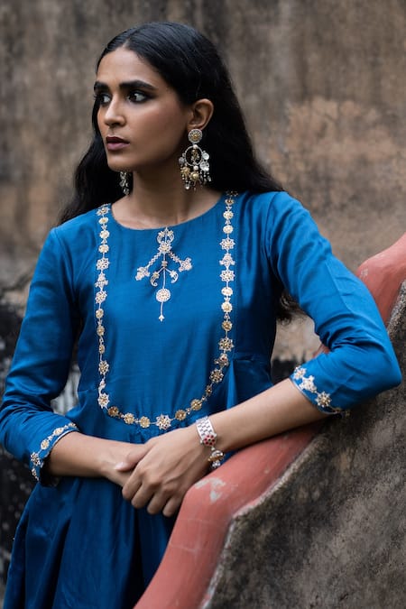Deep Thee_Blue Chanderi Floral Round Peplum Tunic And Pant Set_Online_at_Aza_Fashions