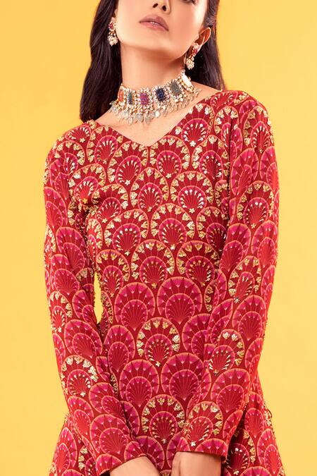 Buy_Diyarajvvir_Maroon Georgette V Neck Printed Kurta And Sharara Set _Online_at_Aza_Fashions