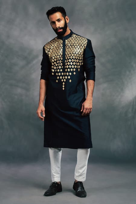 Shop_DiyaRajvvir_Black Cotton Silk Embroidered Kurta Set _at_Aza_Fashions