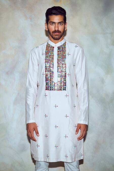 Diyarajvvir_Pink Silk Lining Embroidered Straight Kurta _Online_at_Aza_Fashions