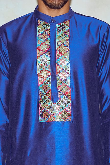 Buy_Diyarajvvir_Blue Silk Lining Embroidered Straight Kurta _Online_at_Aza_Fashions