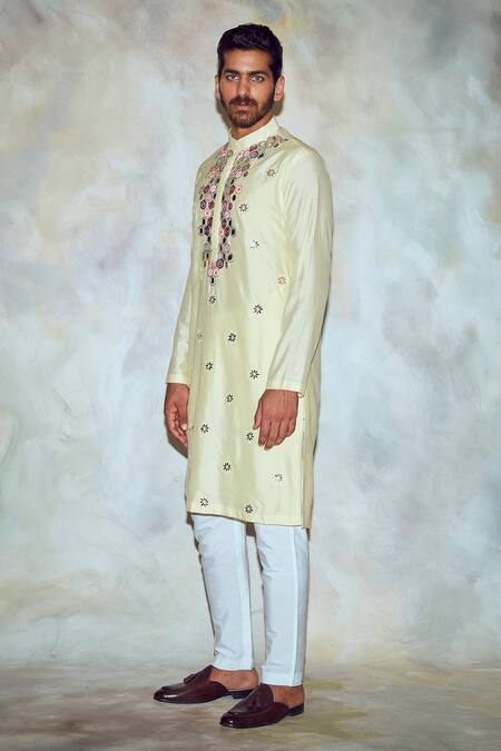 Diyarajvvir Embroidered Straight Kurta 