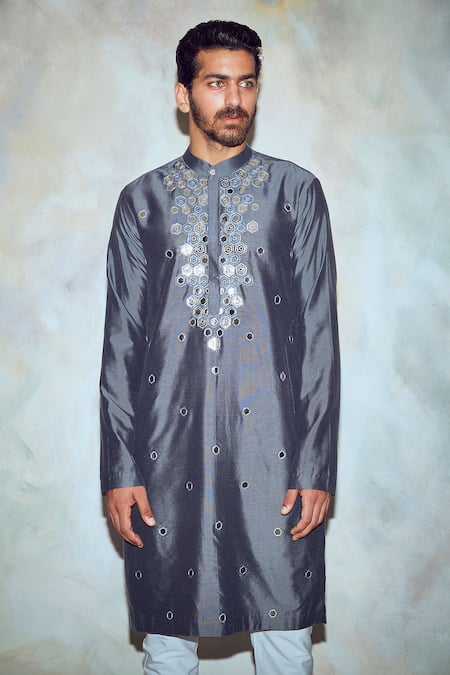 Diyarajvvir_Grey Cotton Silk Embroidered Straight Kurta _Online_at_Aza_Fashions