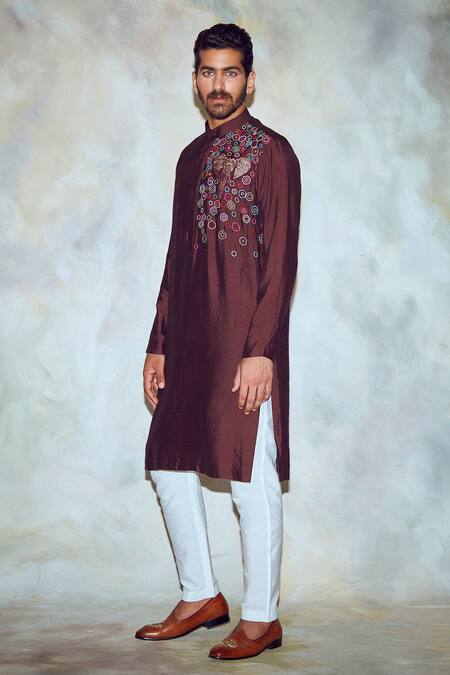 Diyarajvvir Embroidered Straight Kurta 