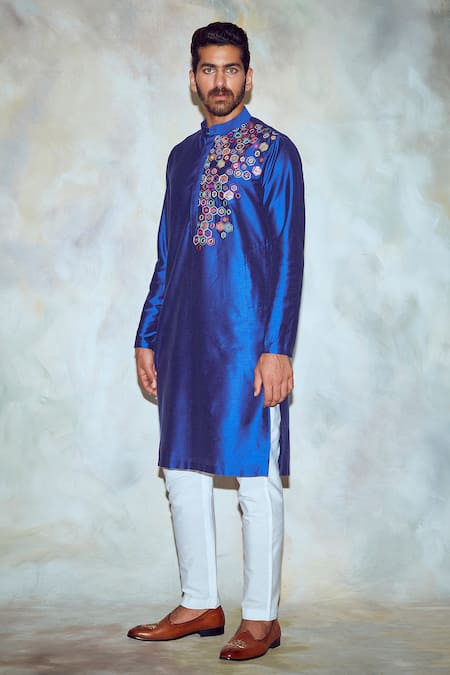 Diyarajvvir Embroidered Straight Kurta 