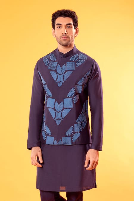DiyaRajvvir Embroidered Bundi & Kurta Set 