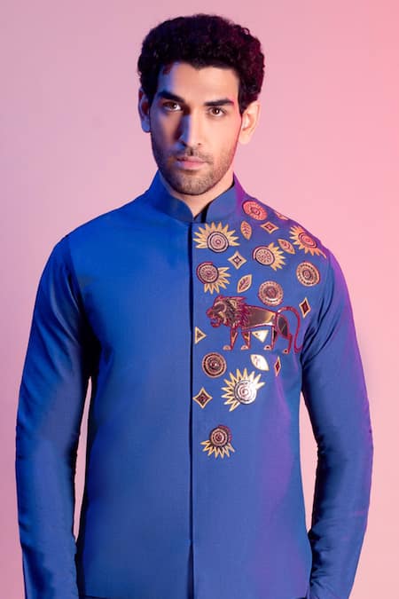 Diyarajvvir_Blue Silk Bundi Lining Mul Embroidered And Kurta Set _at_Aza_Fashions