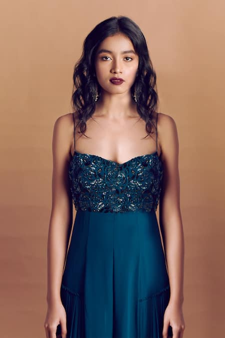 Shop Diyarajvvir Green Georgette Sweetheart Neck Embroidered Jumpsuit at Aza Fashions Shop_Diyarajvvir_Green Georgette Sweetheart Neck Embroidered Jumpsuit _at_Aza_Fashions