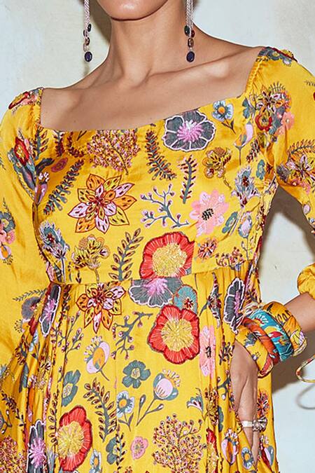 Diyarajvvir_Yellow Georgette And Modal Lining Shantoon & Printed Peplum Tunic & Pant Set _at_Aza_Fashions