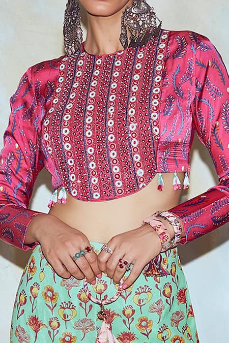 Buy Diyarajvvir Pink Georgette, Modal Lining Shantoon Round Crop Top And Gharara Pant Set Online at Aza Fashions Buy_Diyarajvvir_Pink Georgette, Modal Lining Shantoon Round Crop Top And Gharara Pant Set _Online_at_Aza_Fashions