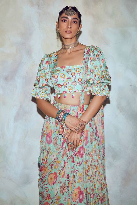 Diyarajvvir_Green Georgette, Modal Lining Shantoon Pre-draped Skirt Saree With Blouse _Online_at_Aza_Fashions