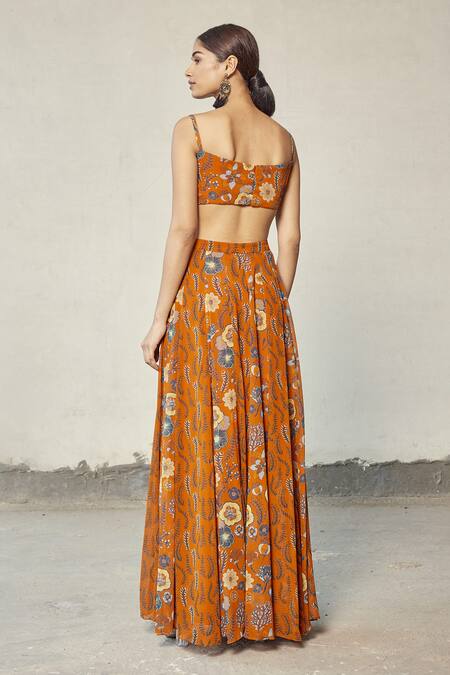 Buy_Diyarajvvir_Orange Georgette Floral Motifs Scoop Neck Printed Skirt Set With Jacket _Online_at_Aza_Fashions