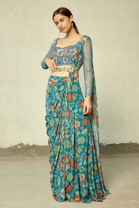 Buy Diyarajvvir Blue Georgette, Cotton Silk Floral V Neck Print Sharara Saree Set Online at Aza Fashions Buy_Diyarajvvir_Blue Georgette, Cotton Silk Floral V Neck Print Sharara Saree Set _Online_at_Aza_Fashions