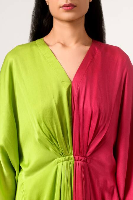 Neora By Nehal Chopra_Green Sustainable Silk V Neck Color Block Kaftan _at_Aza_Fashions